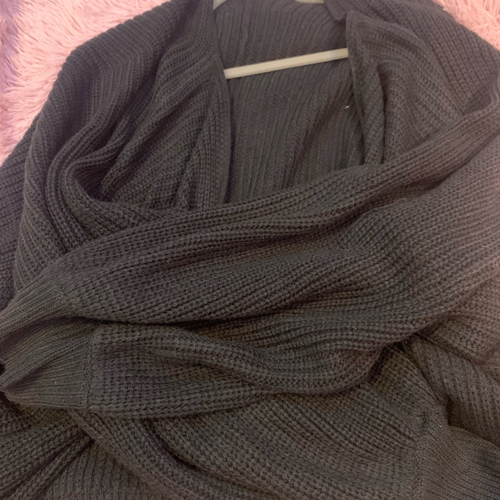 Rue 21 black bubble sleeve cardigan, size L